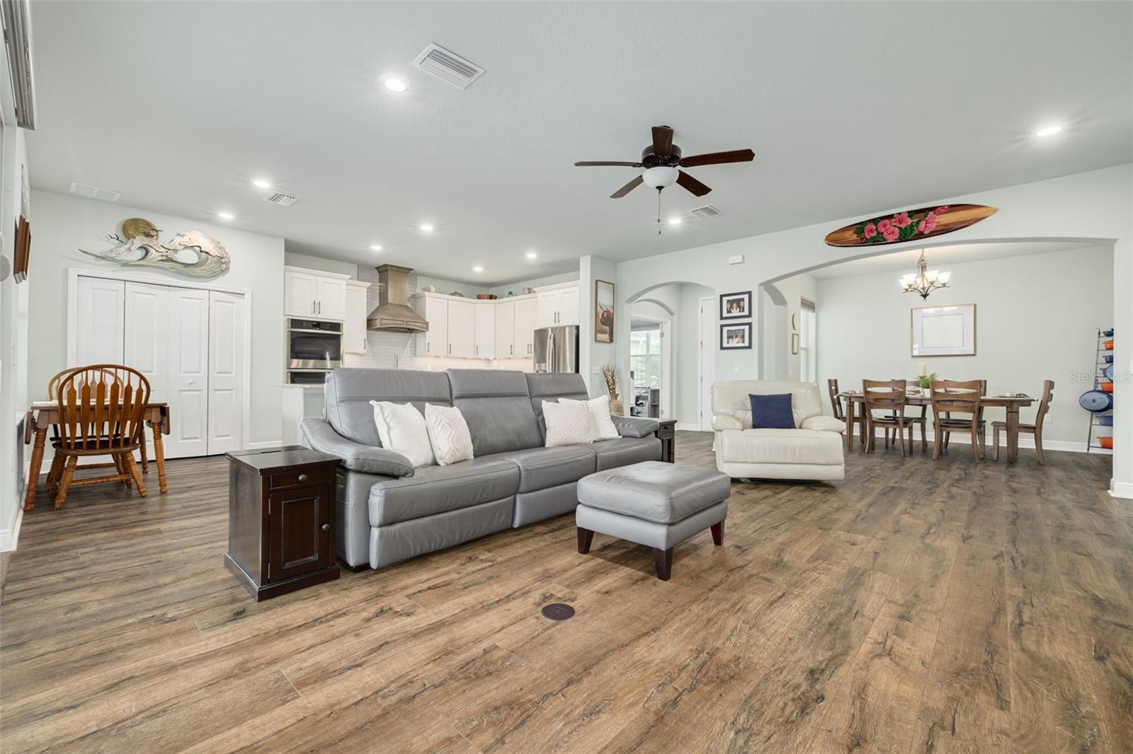 RIVER BEND VILLAGE - Residential