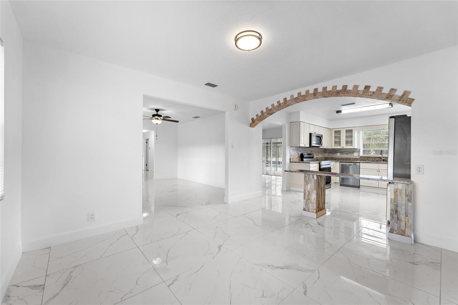 TEMPLE TERRACE HILLS UNIT 2 - Residential