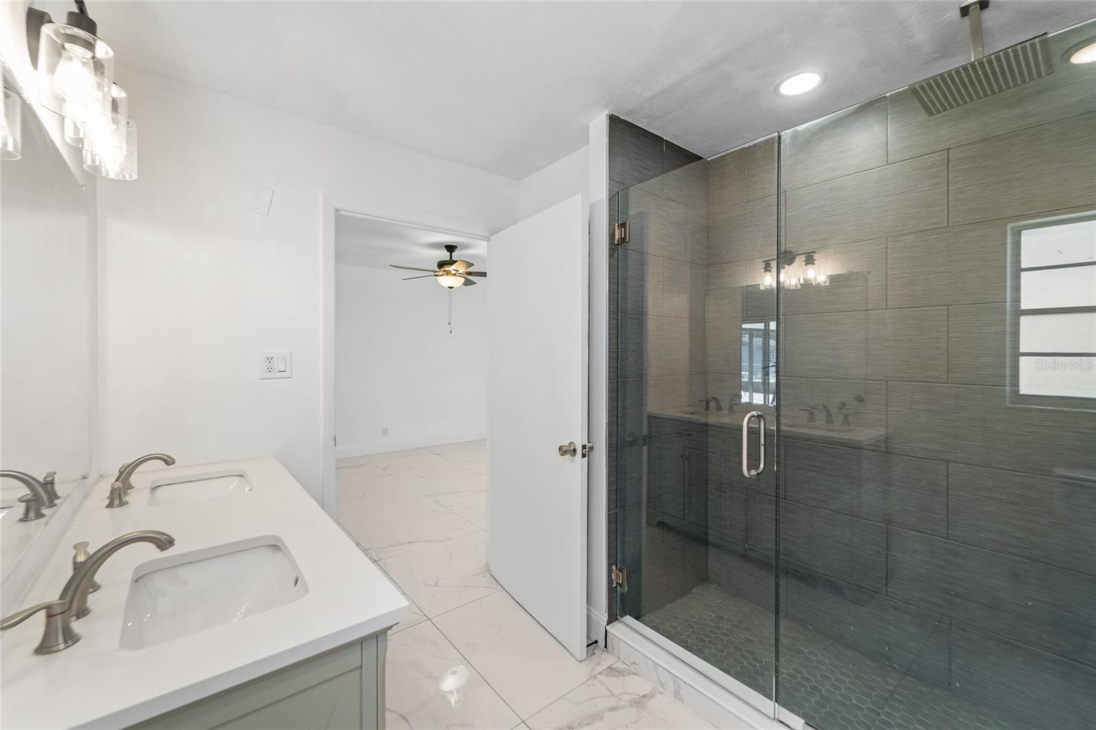 TEMPLE TERRACE HILLS UNIT 2 - Residential