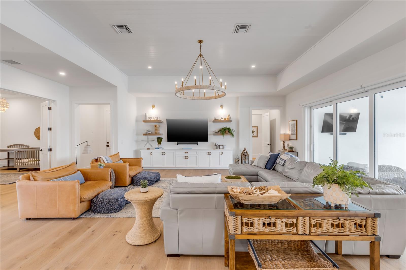 472 DESOTO DRIVE