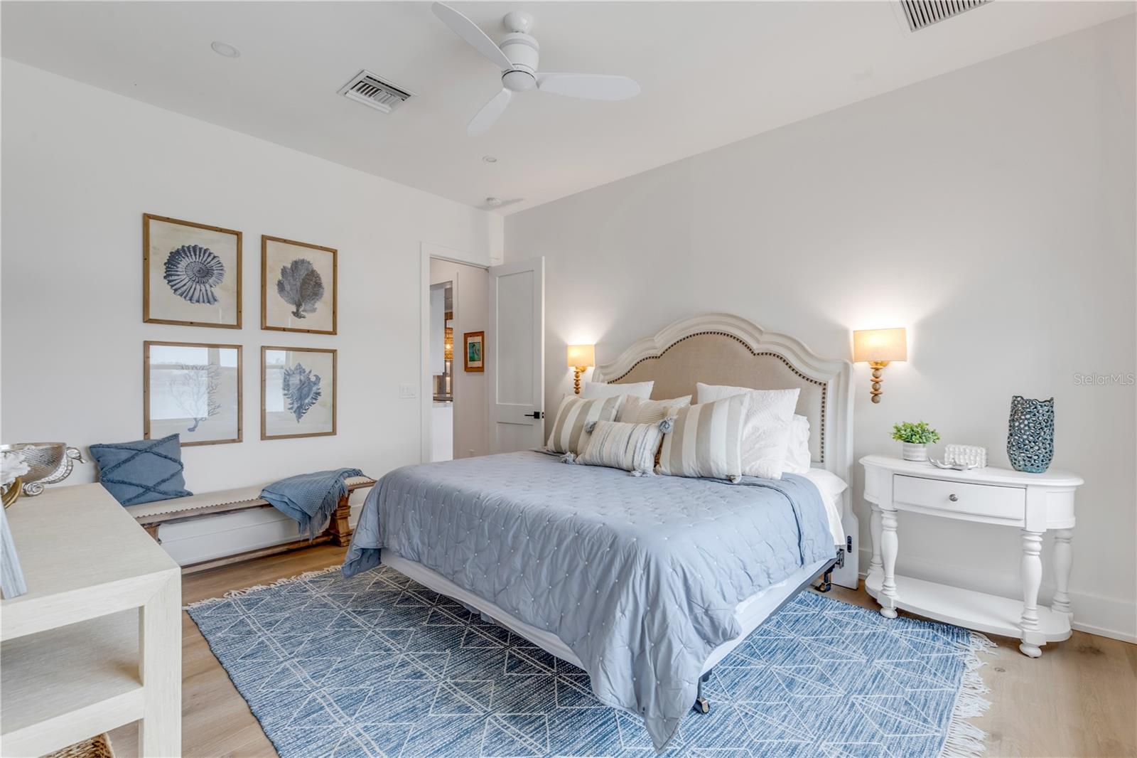 BUENA VISTA SHORES - Residential