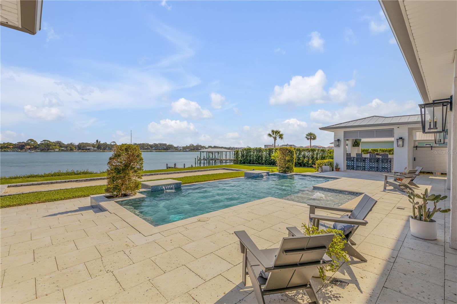 BUENA VISTA SHORES - Residential