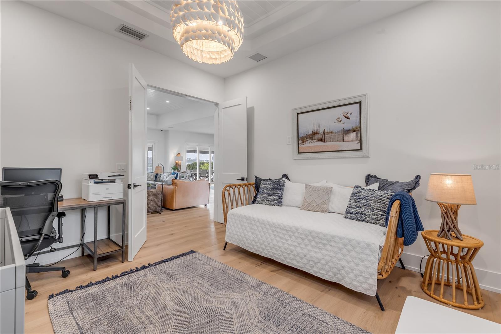 BUENA VISTA SHORES - Residential