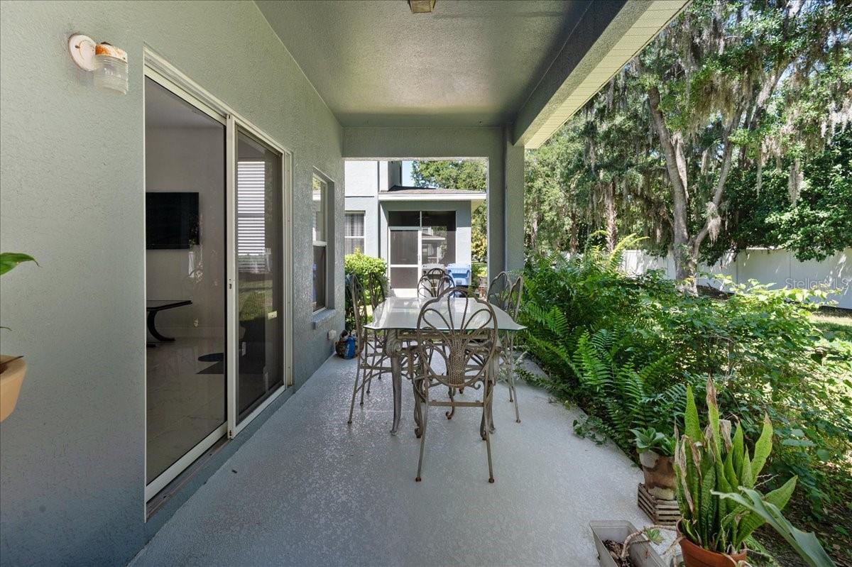 AMBERLY OAKS TWNHMS - Residential