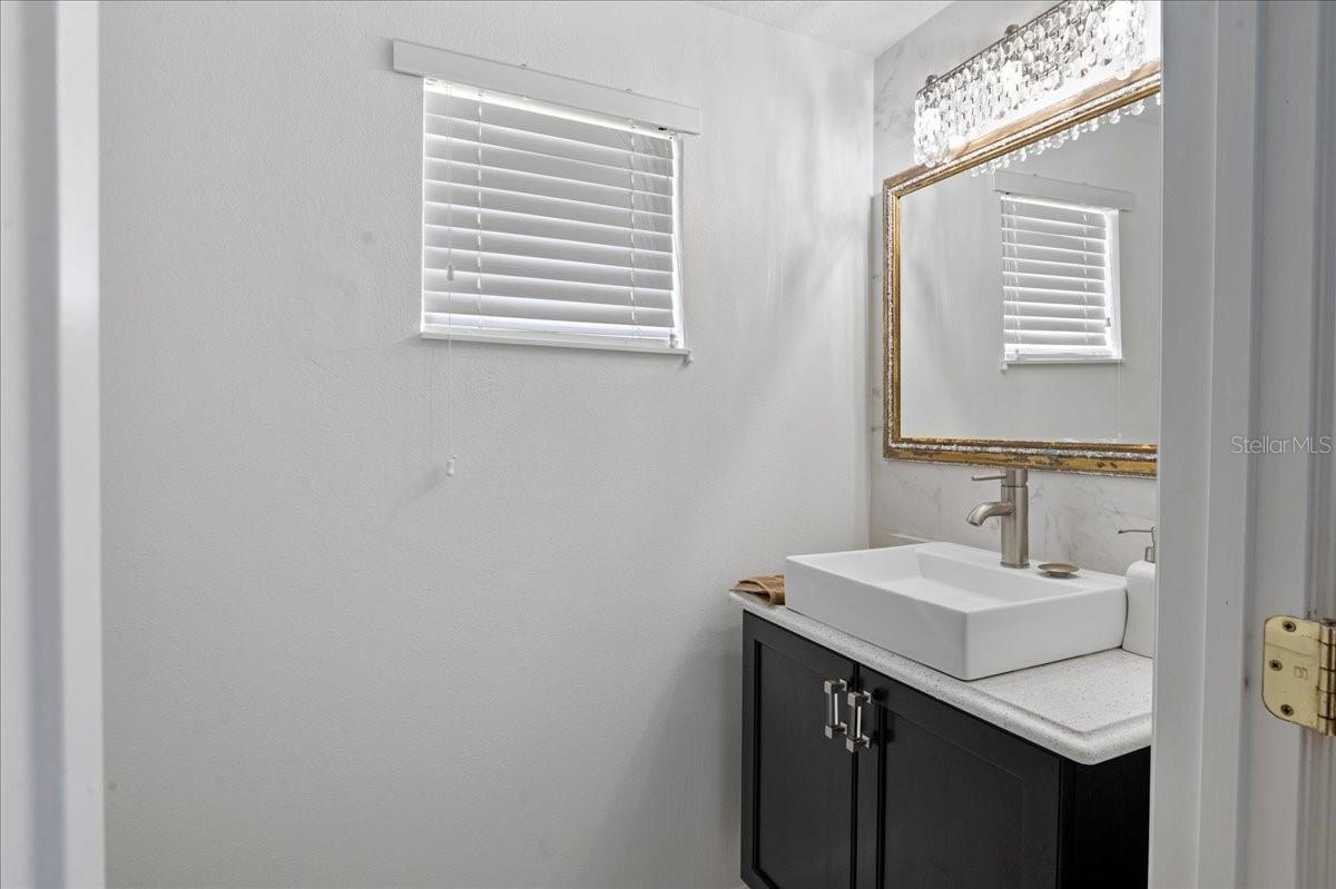 AMBERLY OAKS TWNHMS - Residential