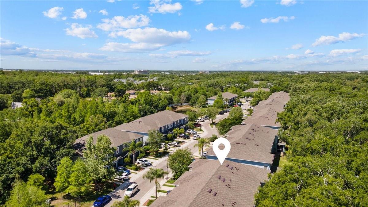 AMBERLY OAKS TWNHMS - Residential