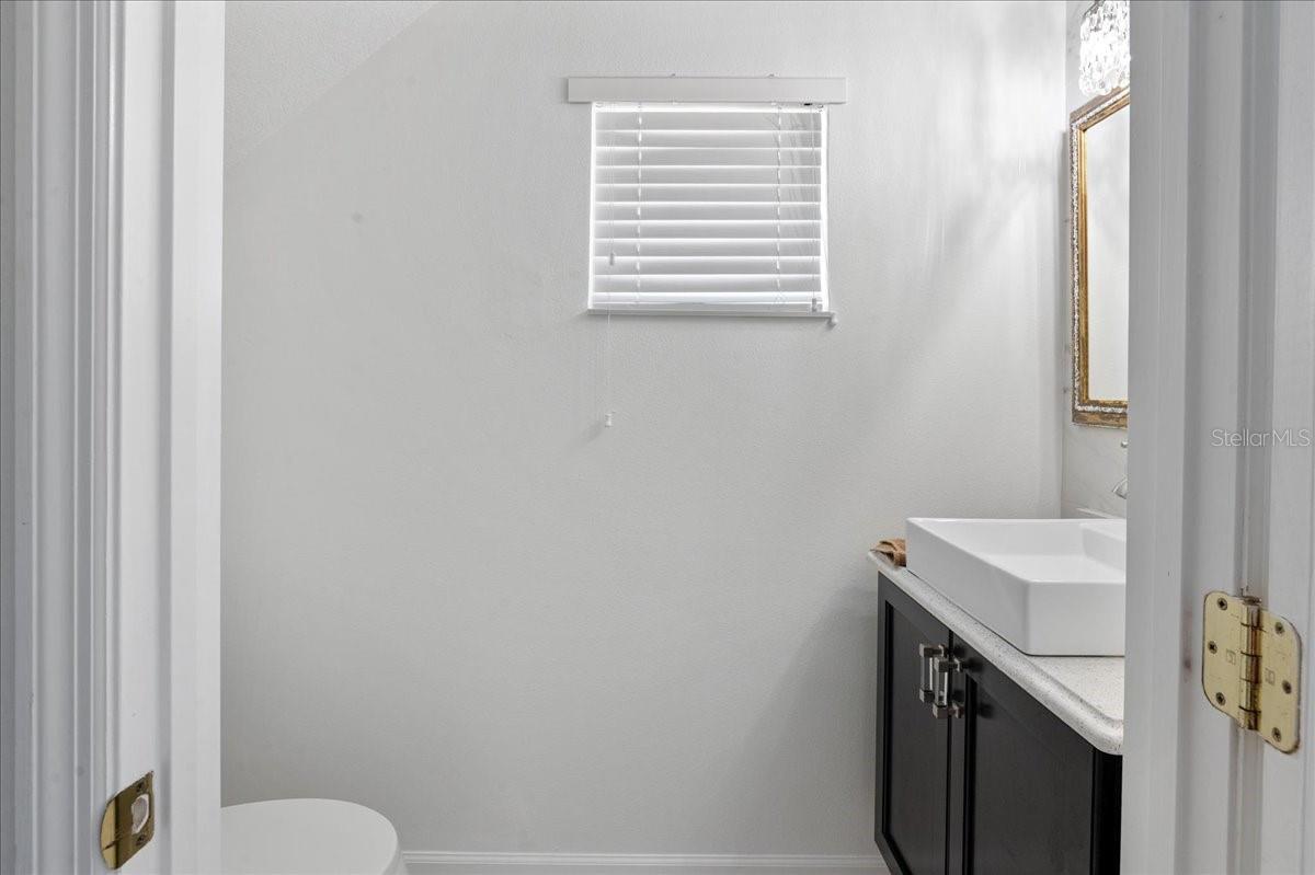 AMBERLY OAKS TWNHMS - Residential