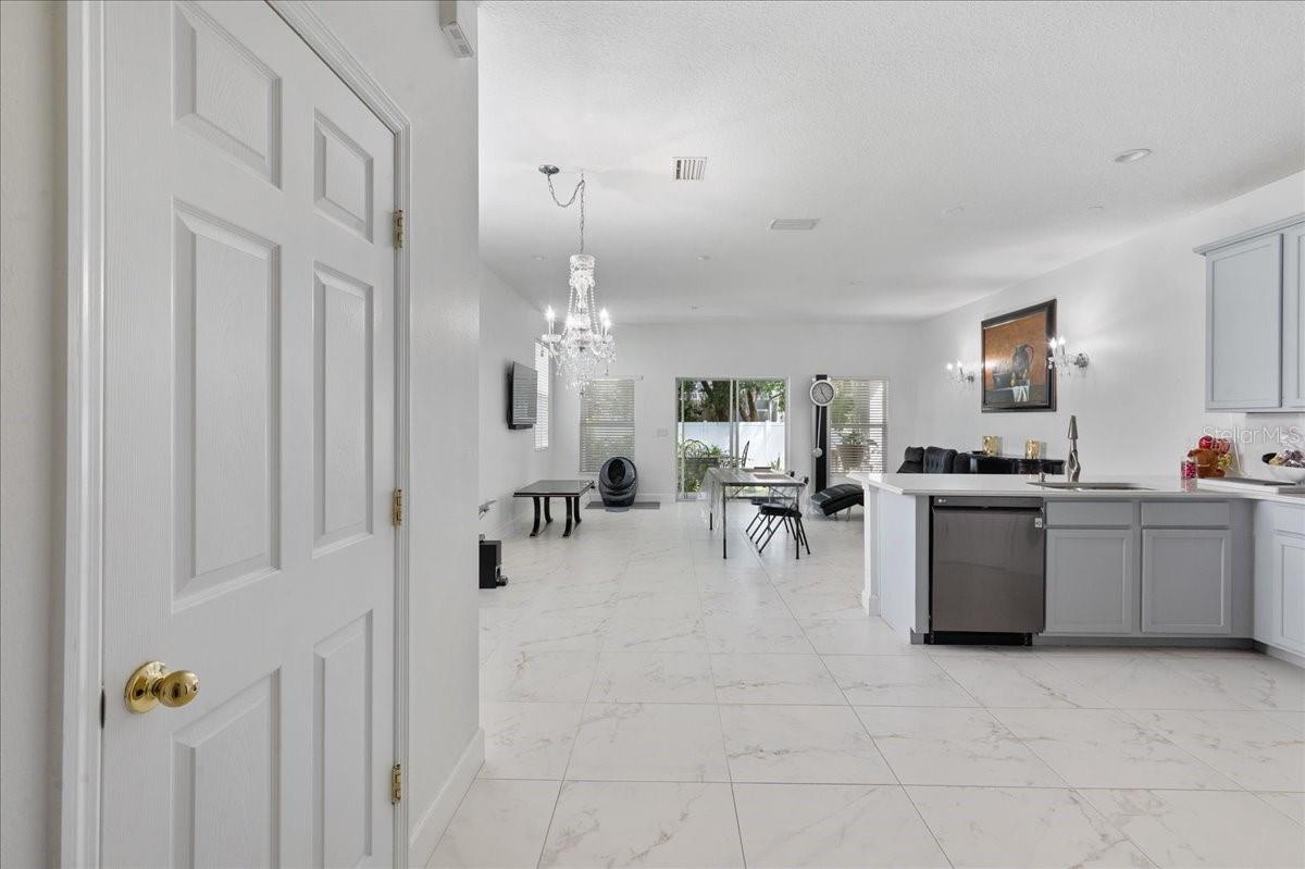 AMBERLY OAKS TWNHMS - Residential