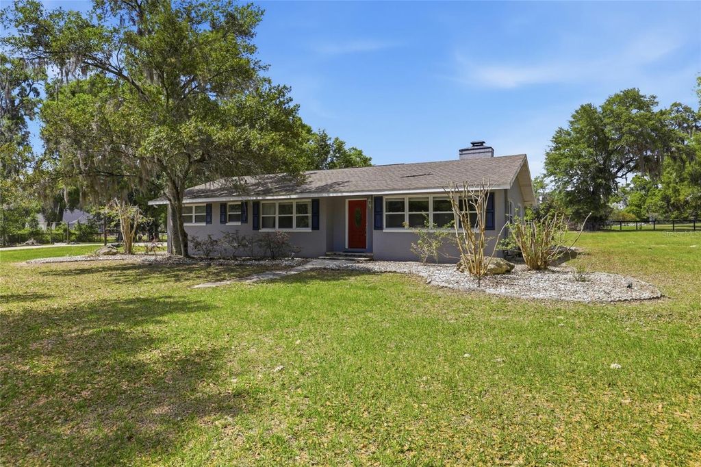 Photo of 17256 NW 250th Way, High Springs, FL 32643 (MLS # GC539070)