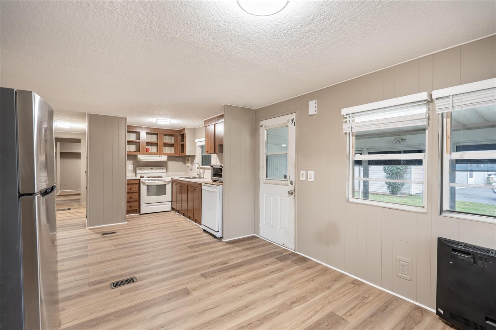 BONFIRE MOBILE HOME VILLAGE SUB - Residential