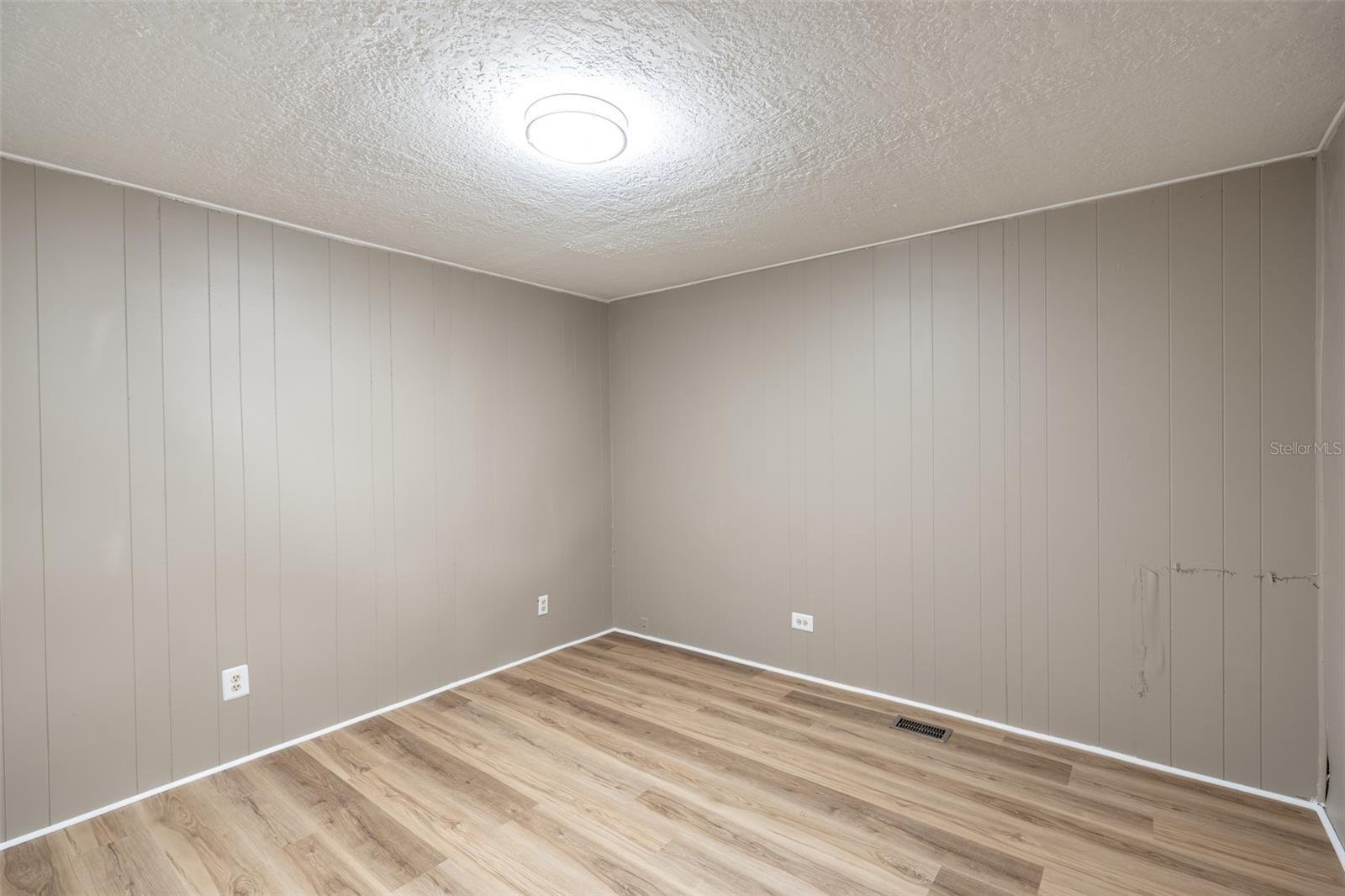 BONFIRE MOBILE HOME VILLAGE SUB - Residential