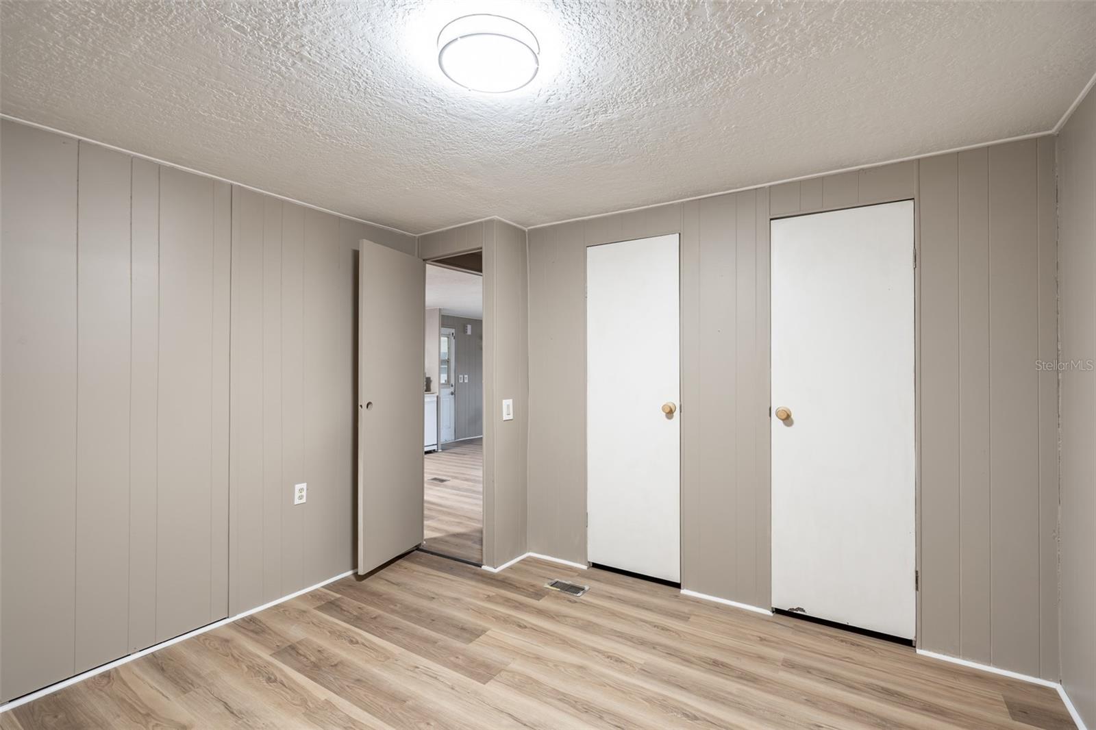 BONFIRE MOBILE HOME VILLAGE SUB - Residential