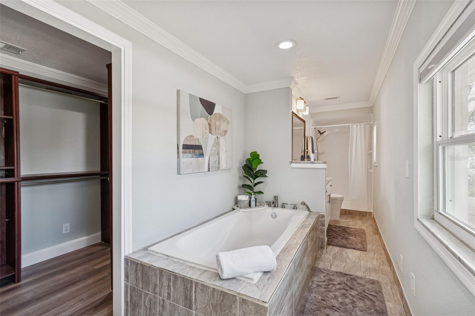 BAY CREST PARK UNIT NO 10-A - Residential