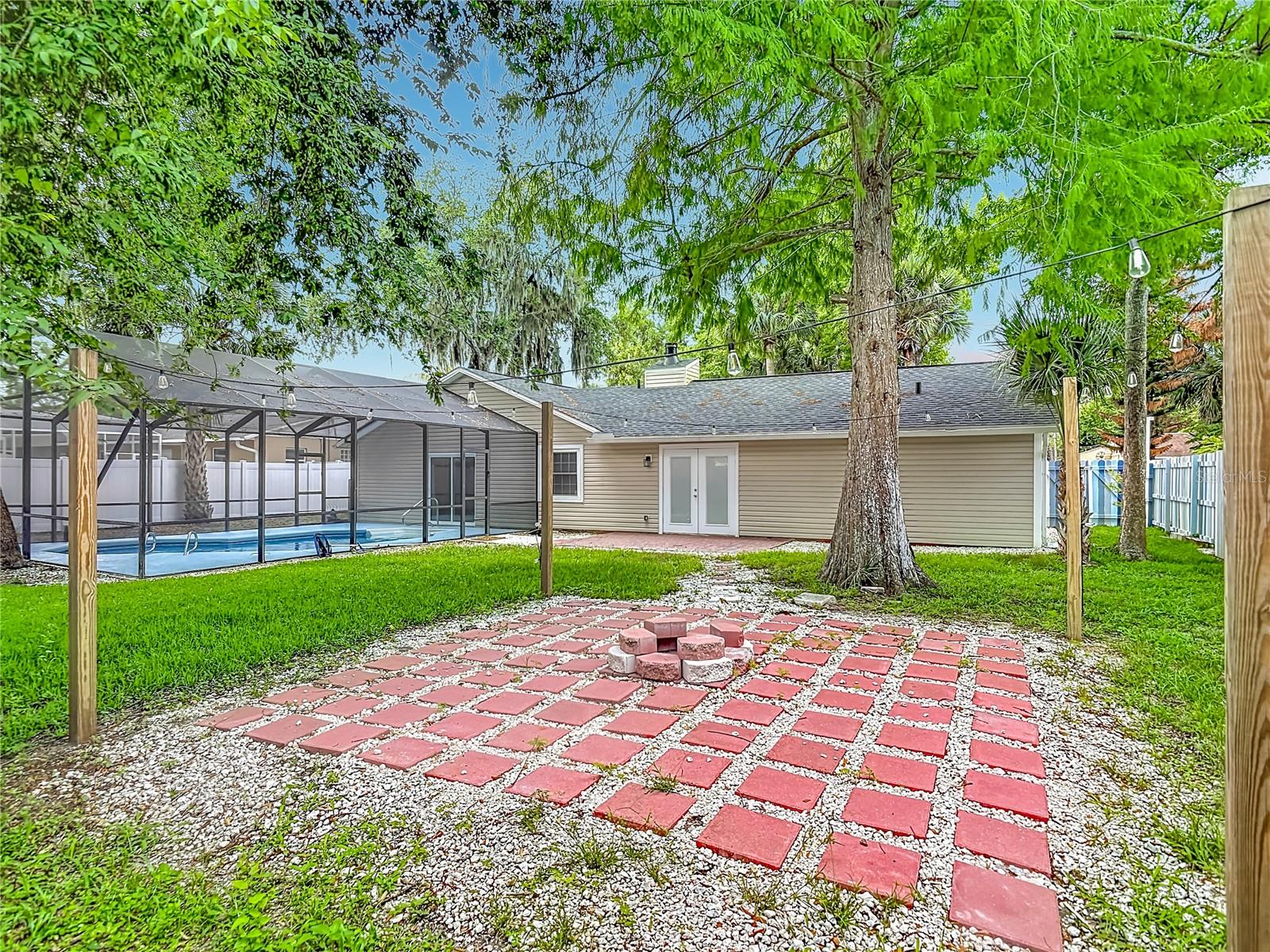 FLORIDA SHORES 01 - Residential