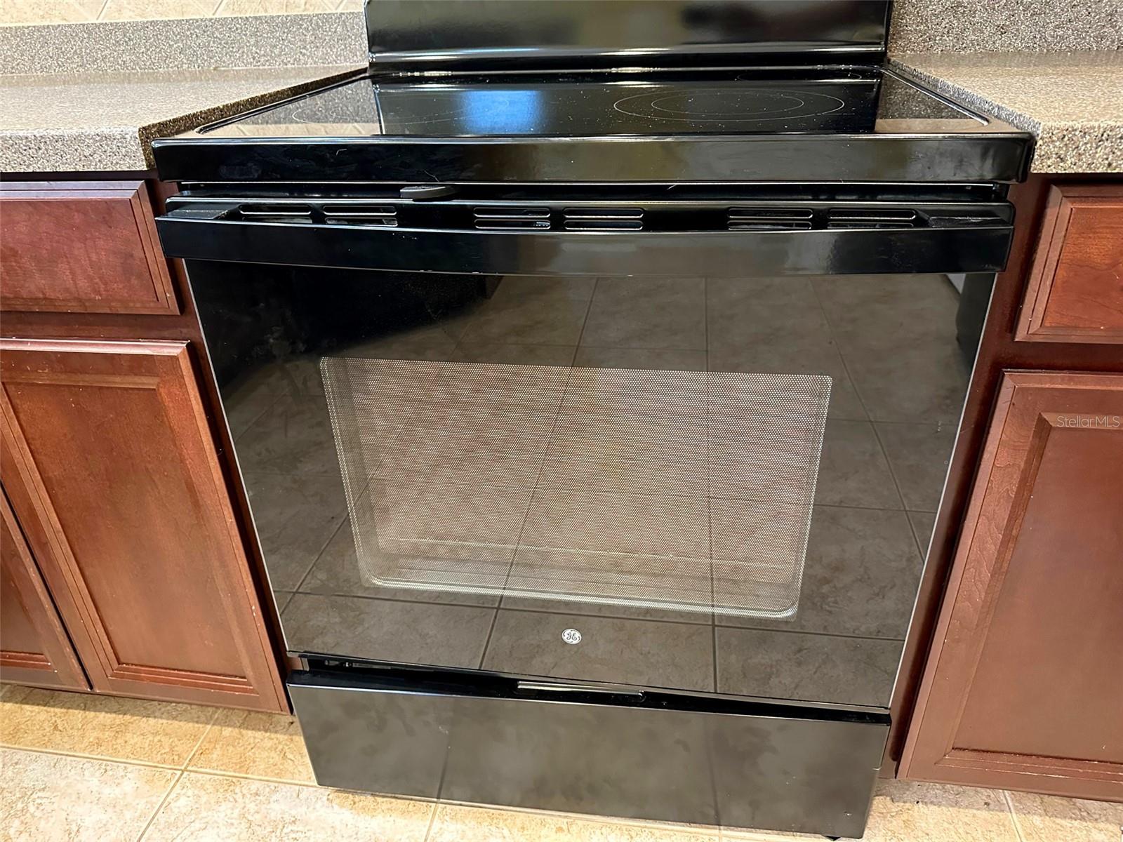 VENTANA TWNHMS AT WATERS EDGE - Residential Lease