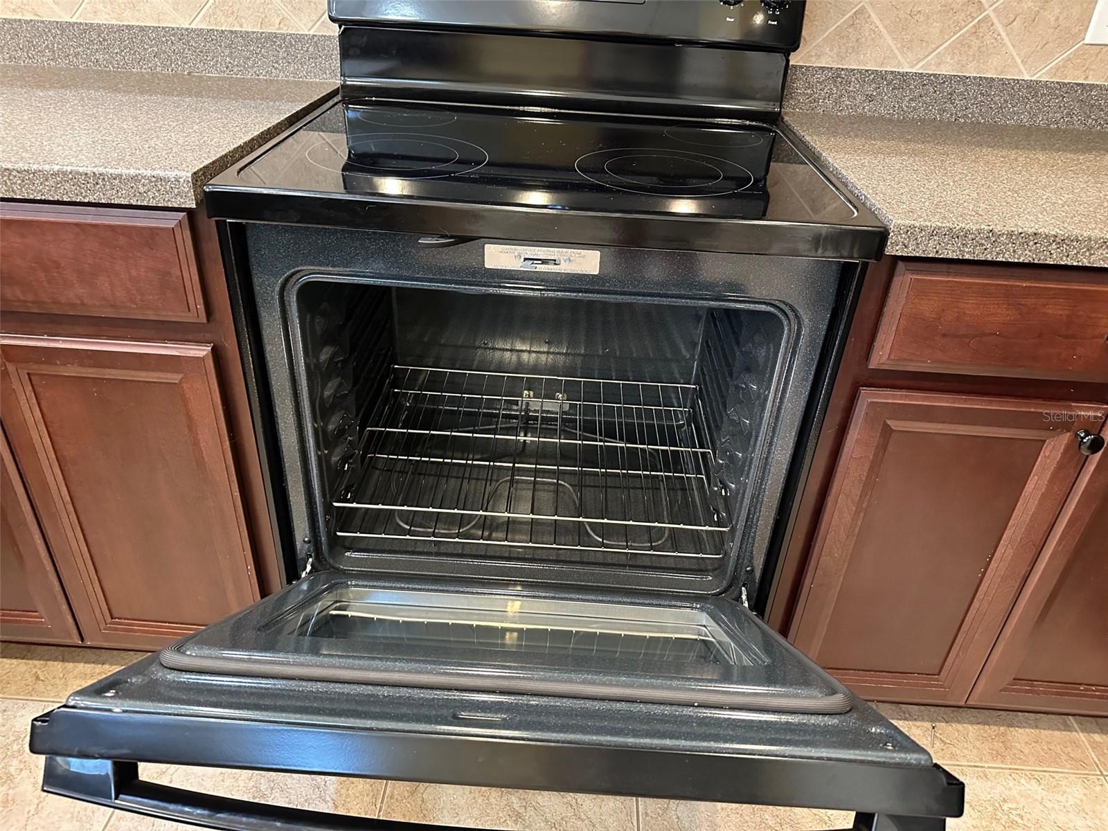 VENTANA TWNHMS AT WATERS EDGE - Residential Lease