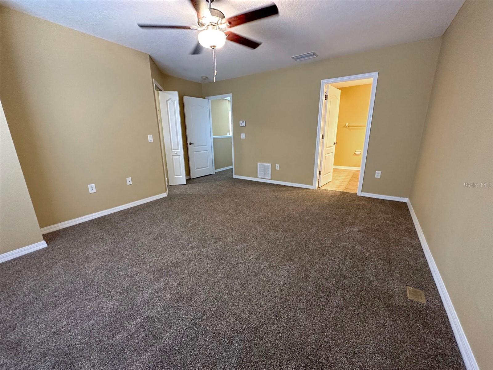 VENTANA TWNHMS AT WATERS EDGE - Residential Lease