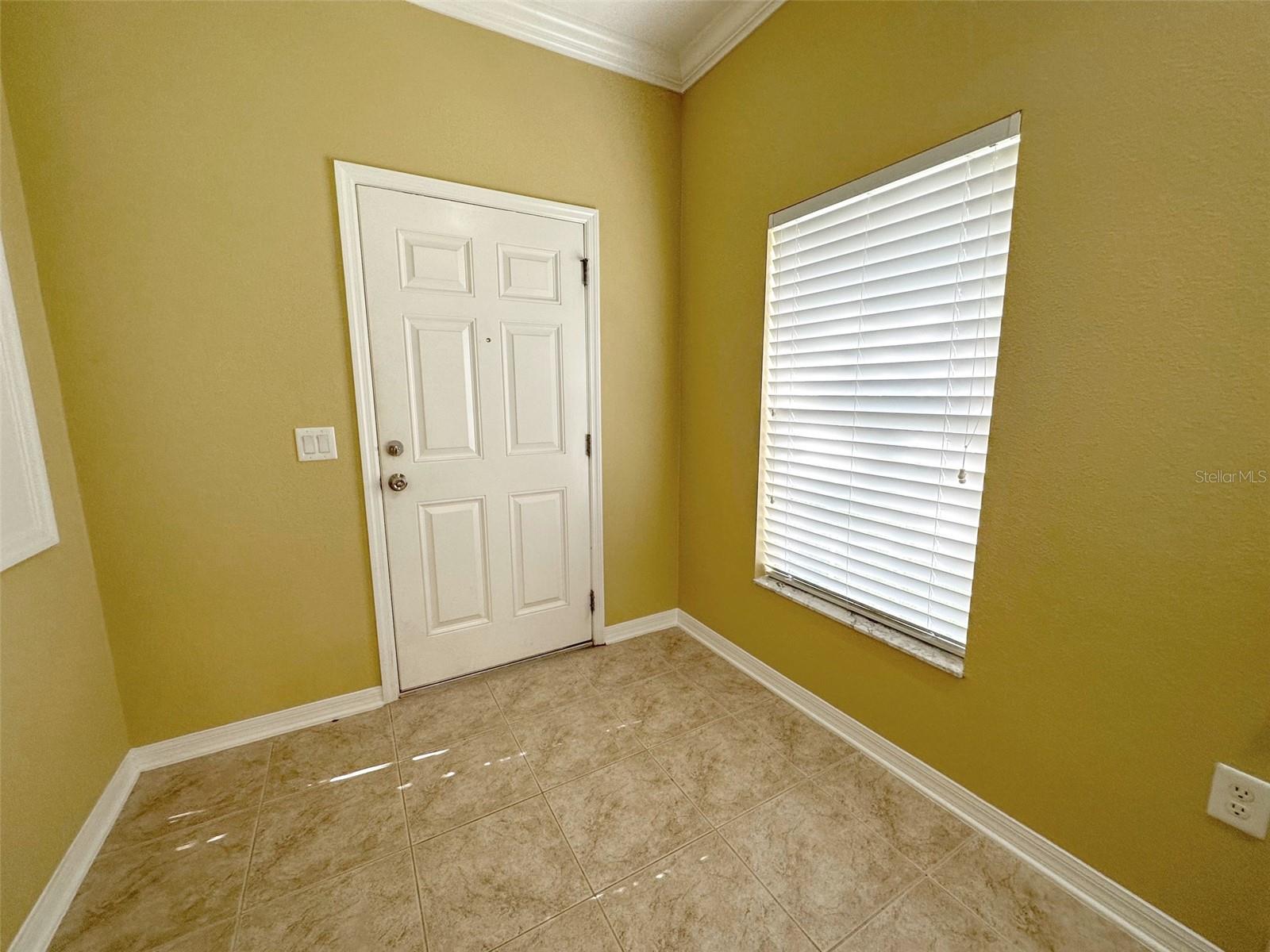 VENTANA TWNHMS AT WATERS EDGE - Residential Lease