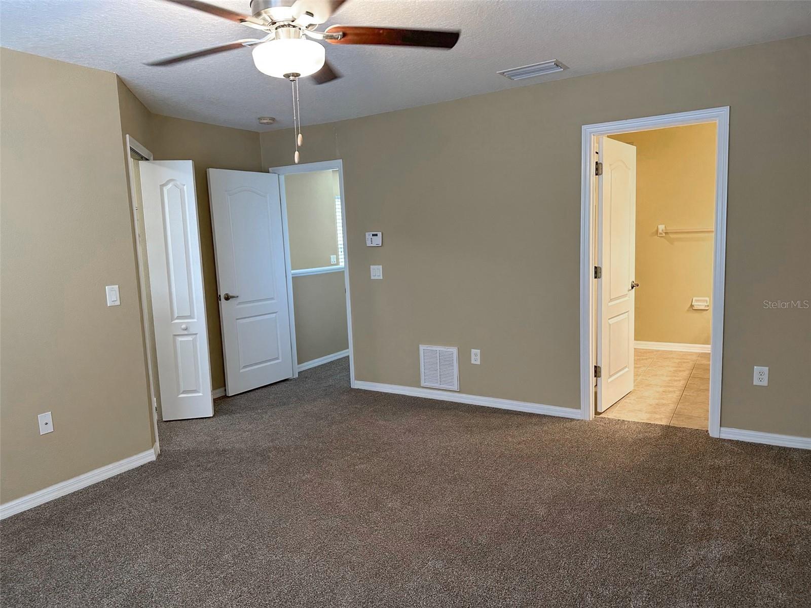 VENTANA TWNHMS AT WATERS EDGE - Residential Lease