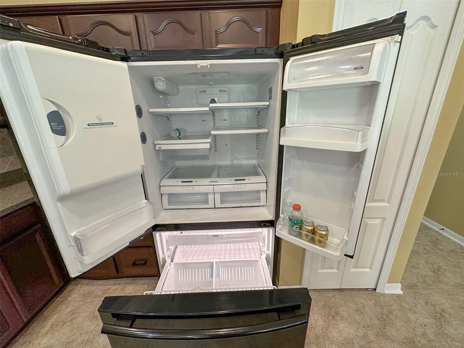 VENTANA TWNHMS AT WATERS EDGE - Residential Lease