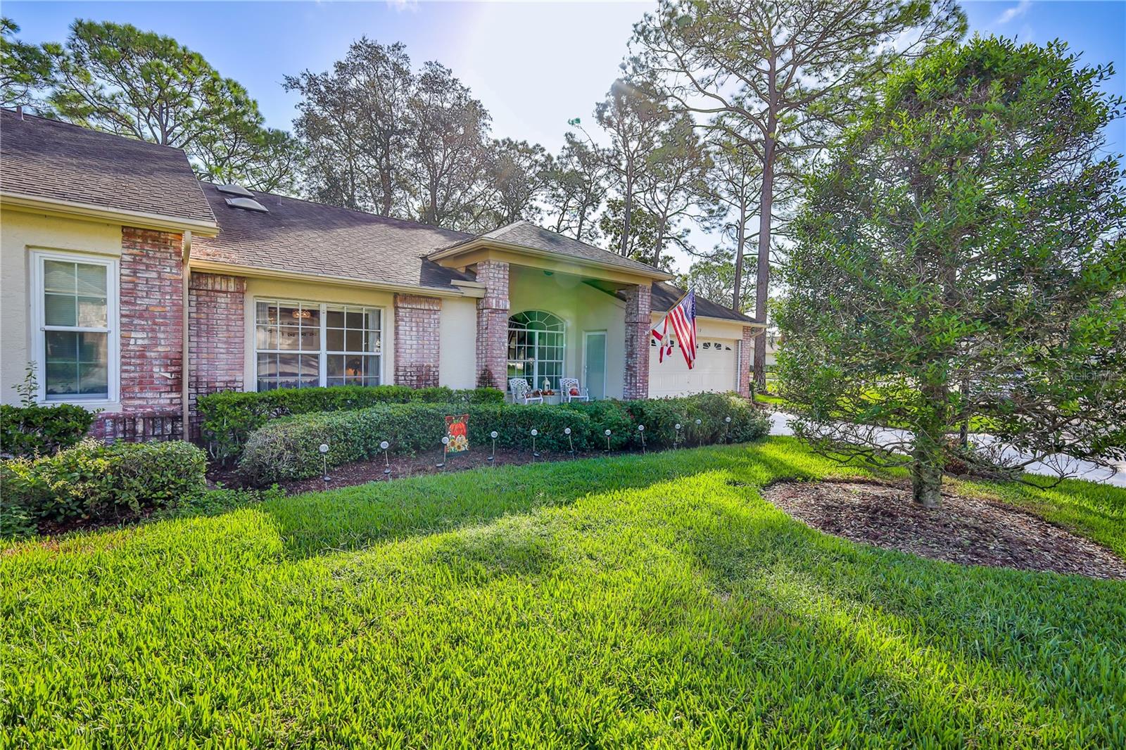 3213 APPLEBLOSSOM TRAIL
