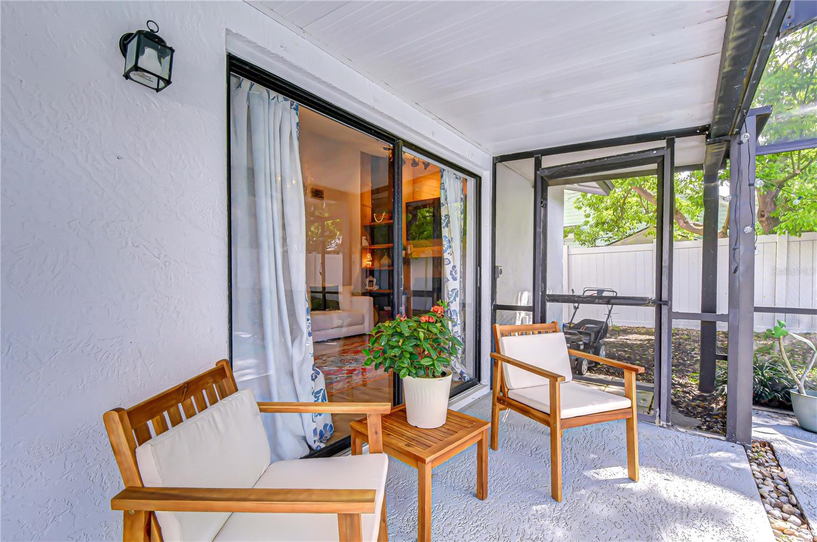 LAKEVIEW VILLAGE SEC B UNI - Residential