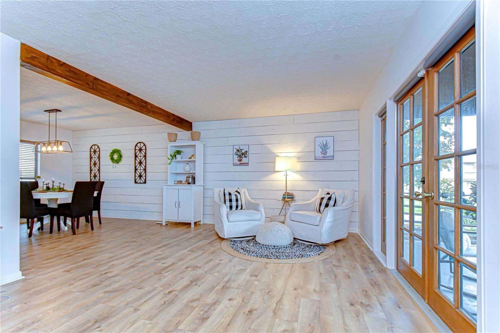 LAKEVIEW VILLAGE SEC B UNI - Residential