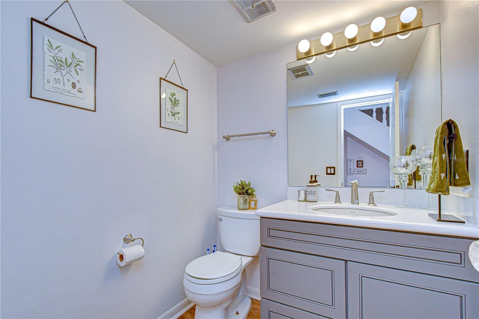 LAKEVIEW VILLAGE SEC B UNI - Residential