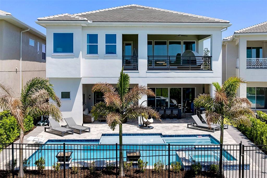 REUNION WEST FAIRWAYS 17 & 18 R - Residential