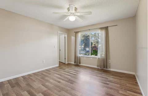 Tiny photo for 304 Brigadoon Circle, Leesburg, FL 34788 (MLS # O6426786)