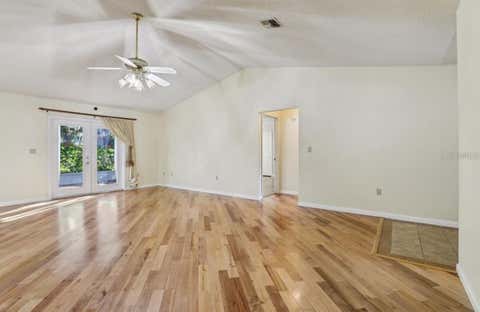 Tiny photo for 304 Brigadoon Circle, Leesburg, FL 34788 (MLS # O6426786)