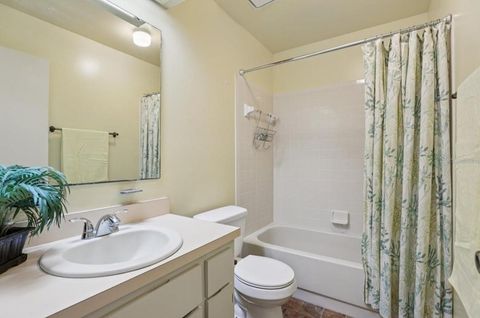 Tiny photo for 304 Brigadoon Circle, Leesburg, FL 34788 (MLS # O6426786)