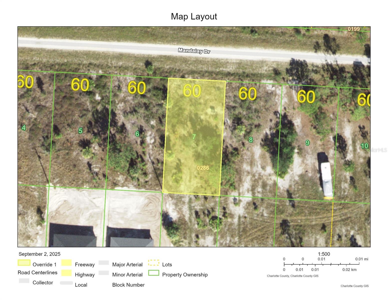 Buildable lot in the Quiet Tropical Gulf Cove Community