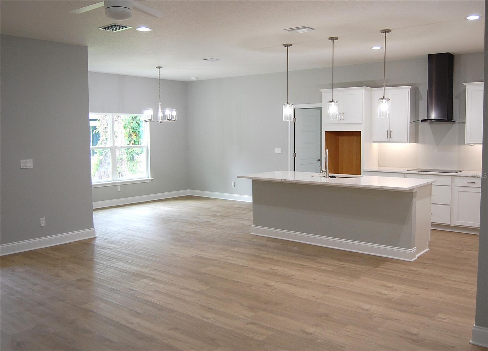 402 OLIVER DRIVE