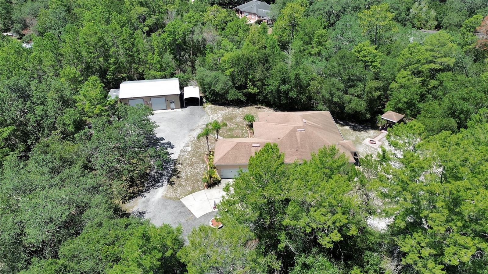 710 BREEZY OAK COURT