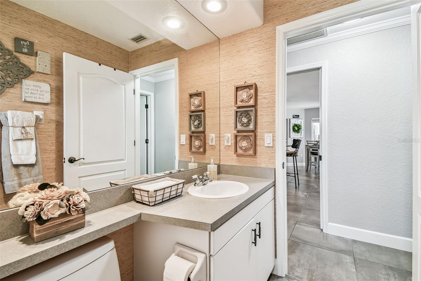 EAST LAKE ADD - Residential