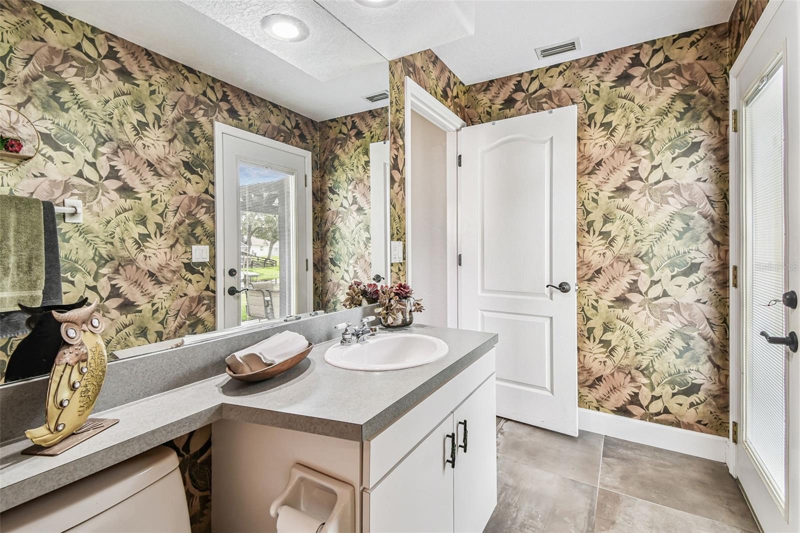 EAST LAKE ADD - Residential