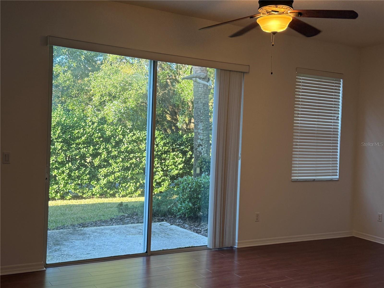 CLAYTON CROSSING TWNHMS SECOND AMD - Residential Lease