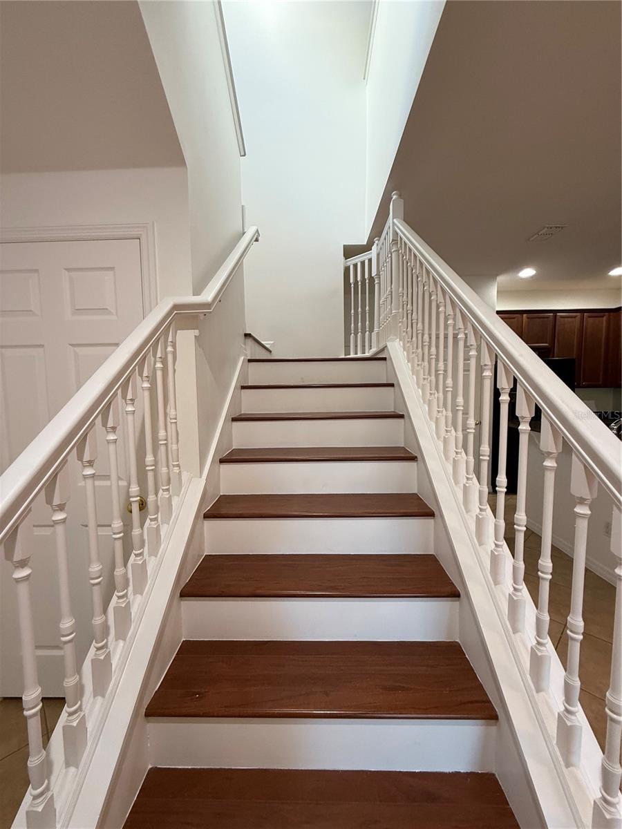 CLAYTON CROSSING TWNHMS SECOND AMD - Residential Lease