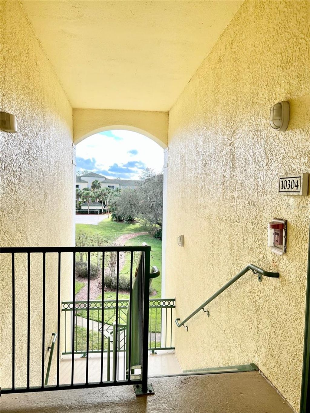 Photo of 8820 Dunes Court #304, Kissimmee, FL 34747 (MLS # O6382274)