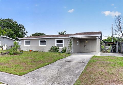 Photo of 4202 Crossen Drive, Orlando, FL 32822 (MLS # O6403843)