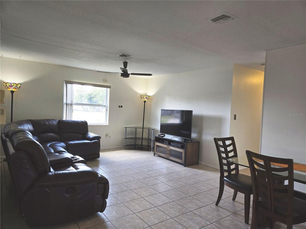 Photo of 4202 Crossen Drive, Orlando, FL 32822 (MLS # O6403843)