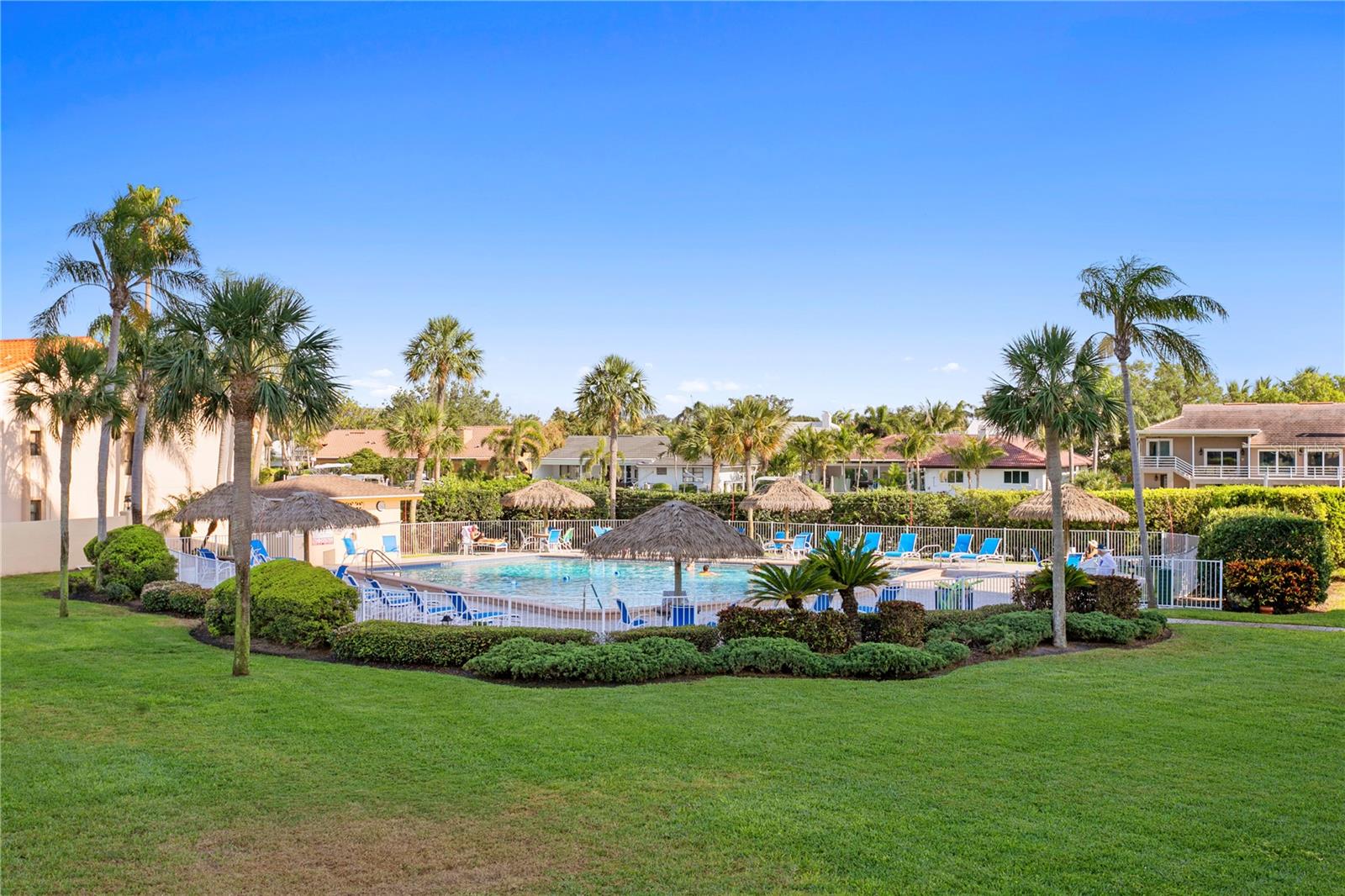 BAYWAY ISLES POINT BRITTANY FOUR - Residential