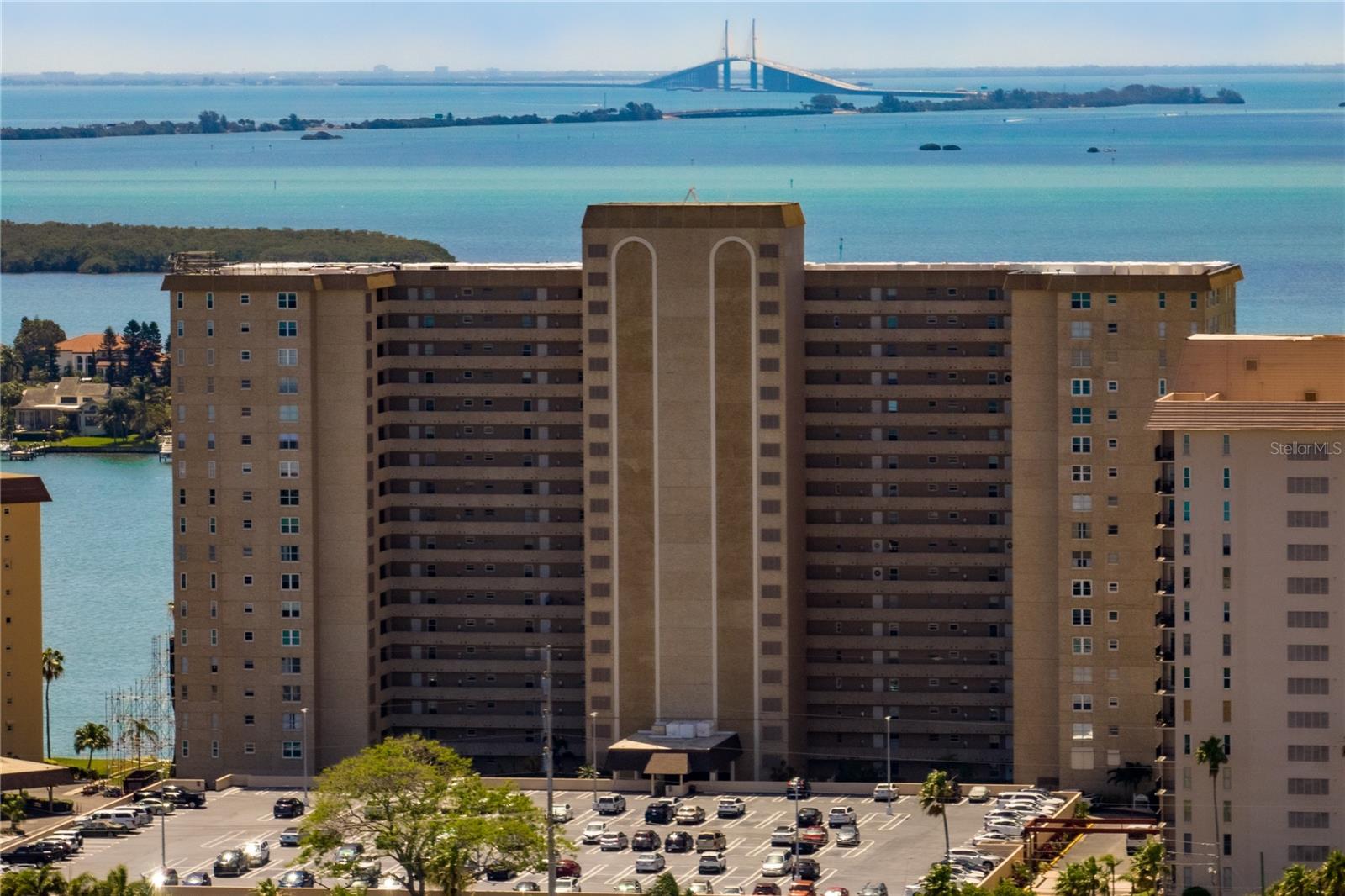 BAYWAY ISLES POINT BRITTANY FOUR - Residential