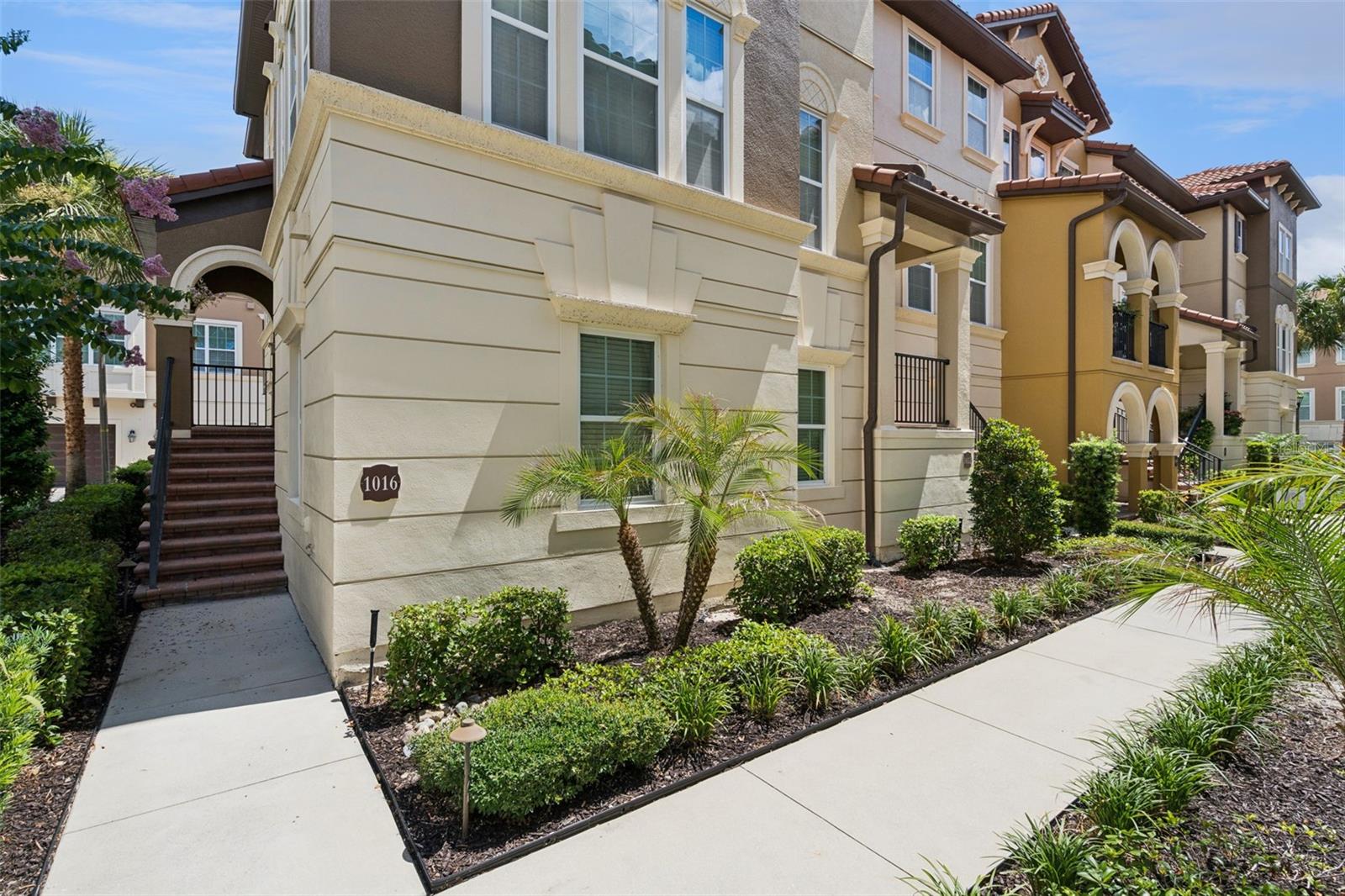 1016 PARMA CIRCLE
