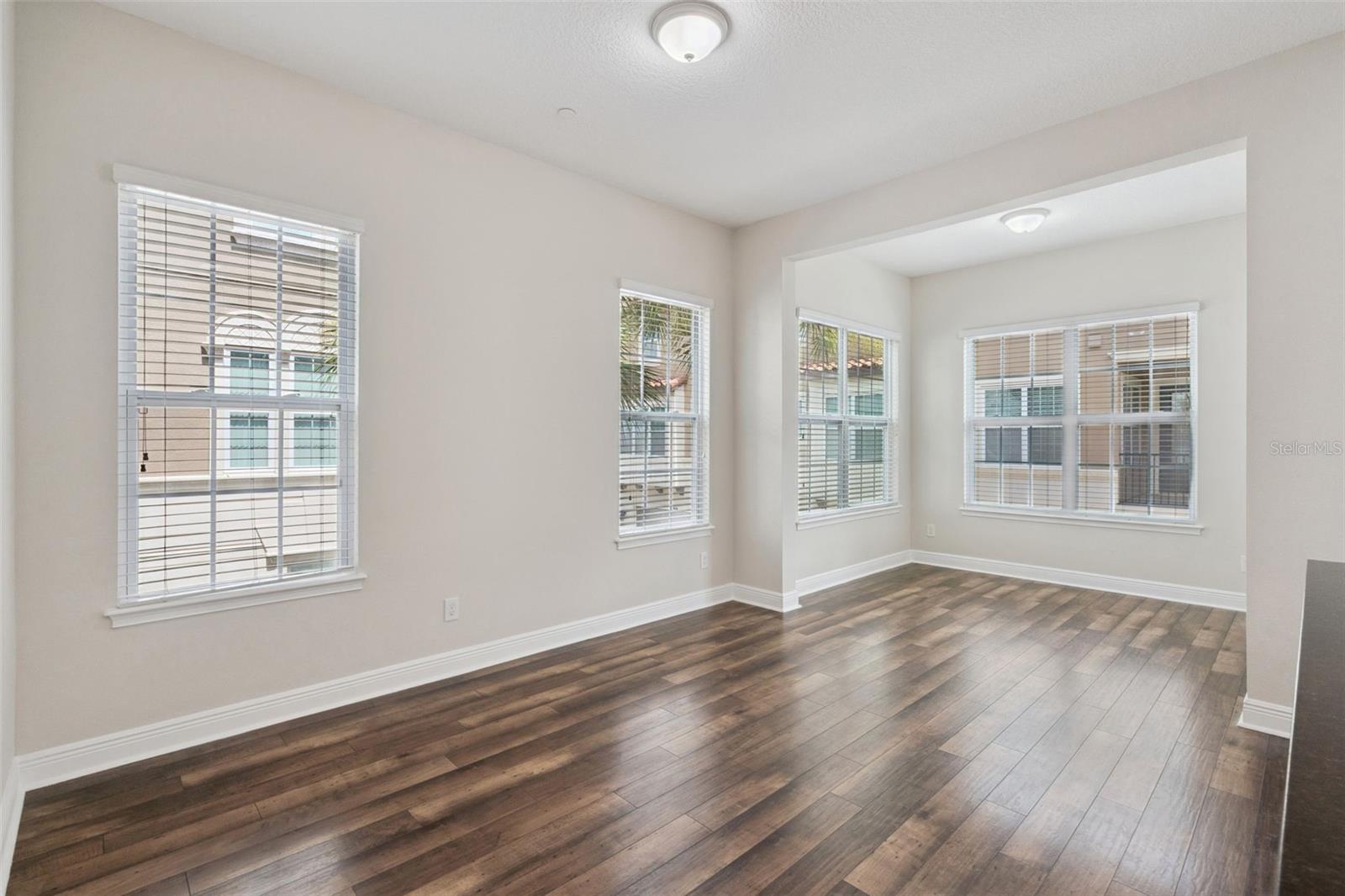 1016 PARMA CIRCLE
