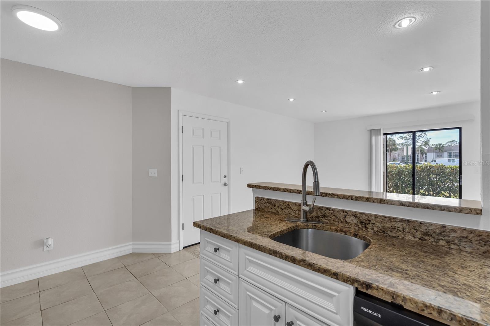 CASCADE AT KISSIMMEE CONDO - Residential