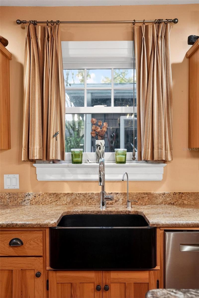 MOUNT DORA GARDNERS - Residential