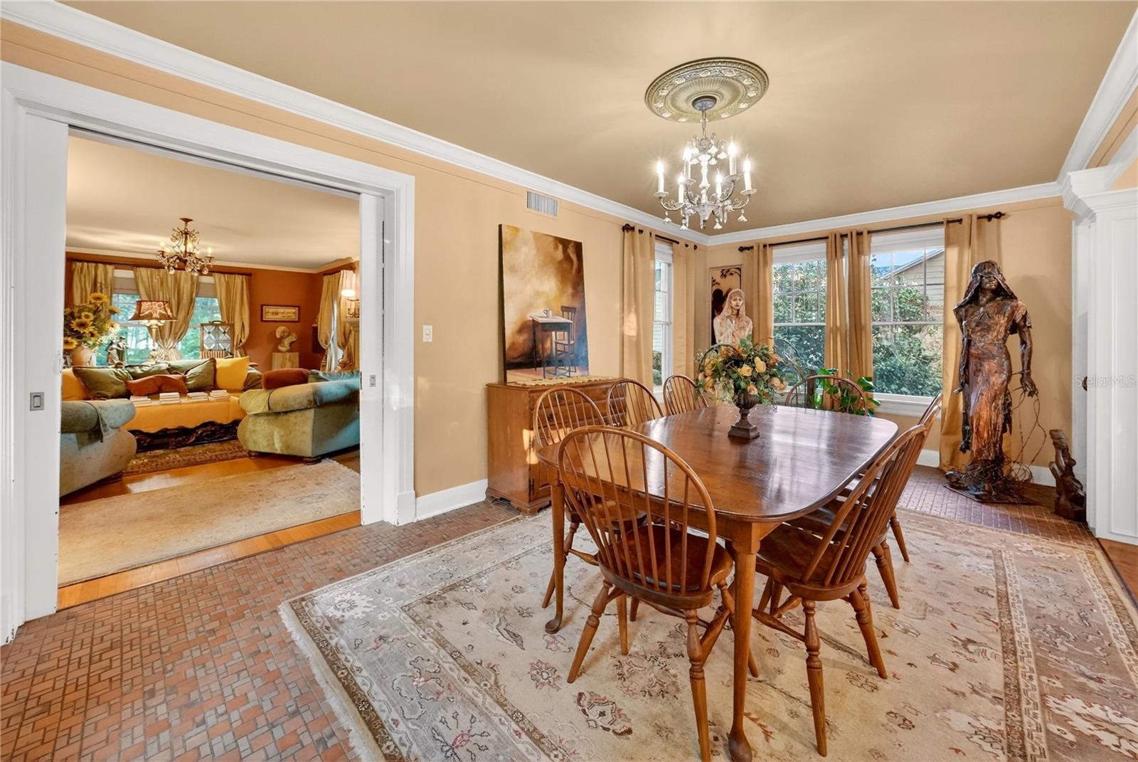 MOUNT DORA GARDNERS - Residential