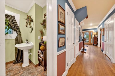 Tiny photo for 976 Fairview Avenue, Mount Dora, FL 32757 (MLS # G5109268)